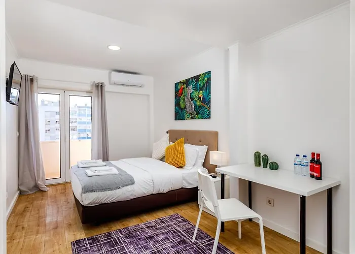 Mia * سيتوبال